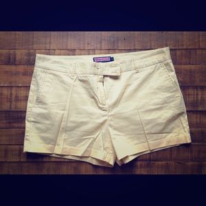 Vineyard Vines yellow shorts - size 16